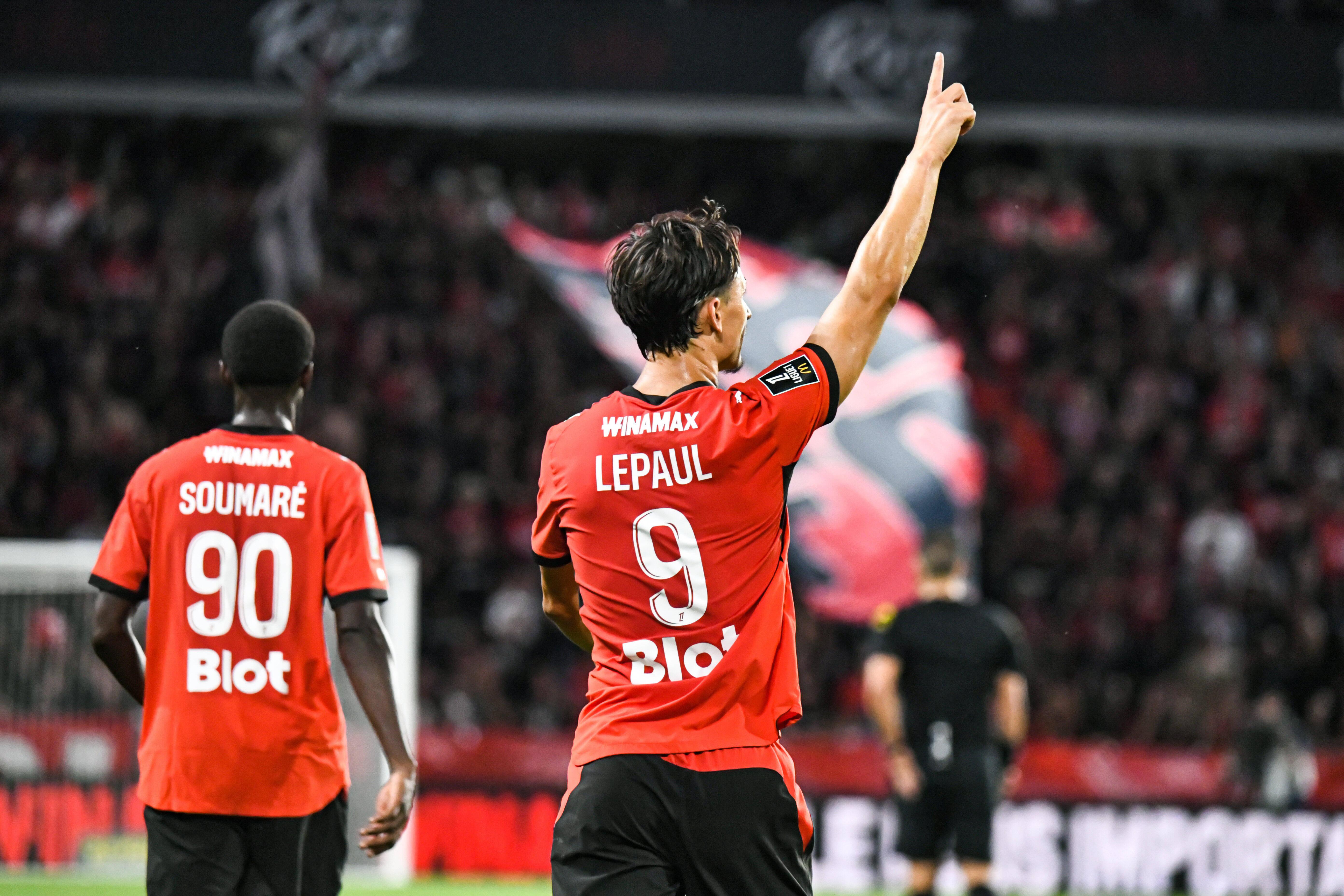 Esteban Lepaul abriu o marcador do Rennes-PSG