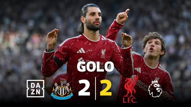 Nem com asas, Hornicek! Penálti aos 90+9' safa Liverpool em Newcastle