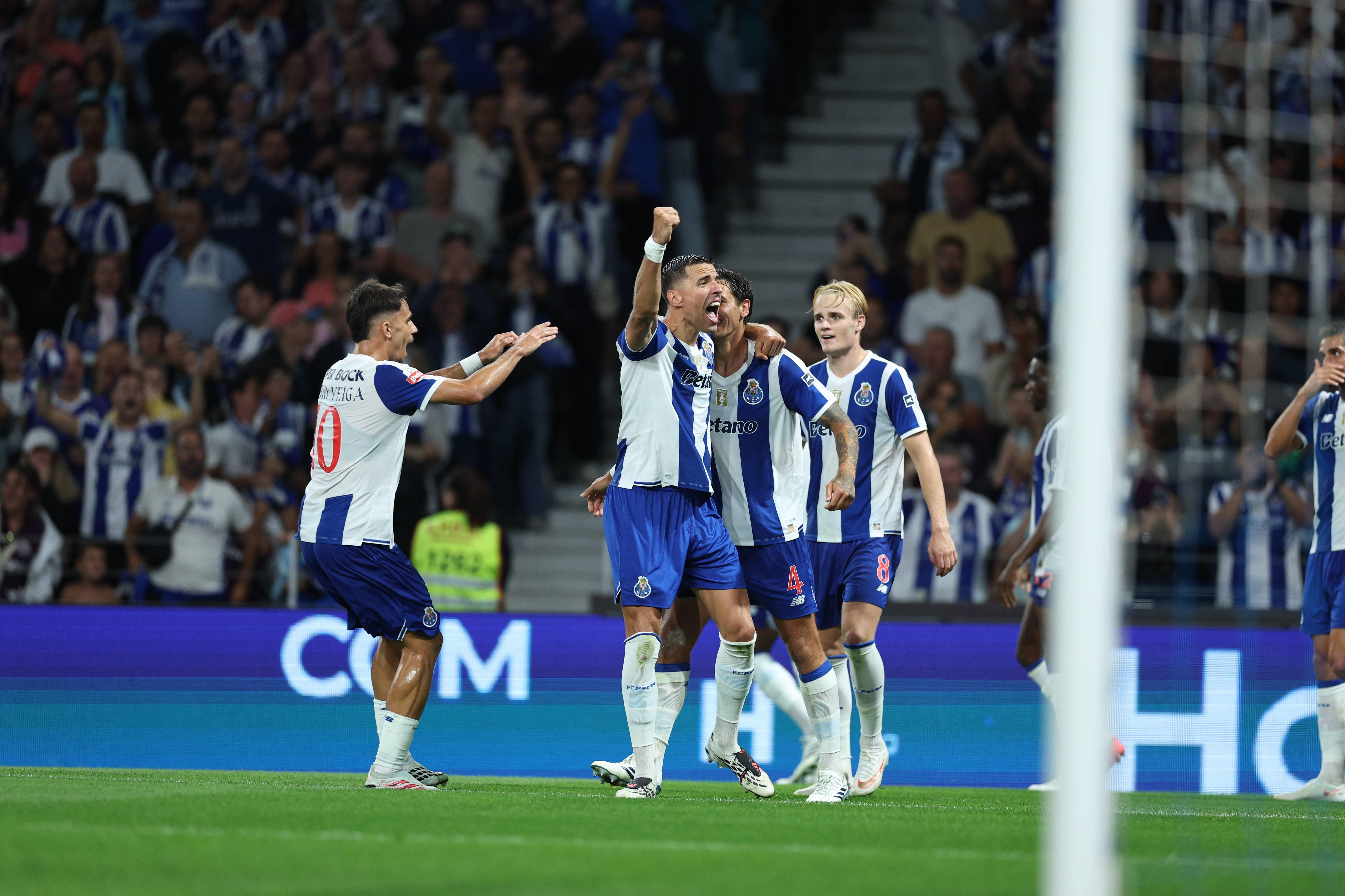 Golo anulado a Kiwior no FC Porto-Arouca - Foto: Imago