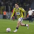 Kerem Akturkoglu foi titular pelo Fenerbahçe