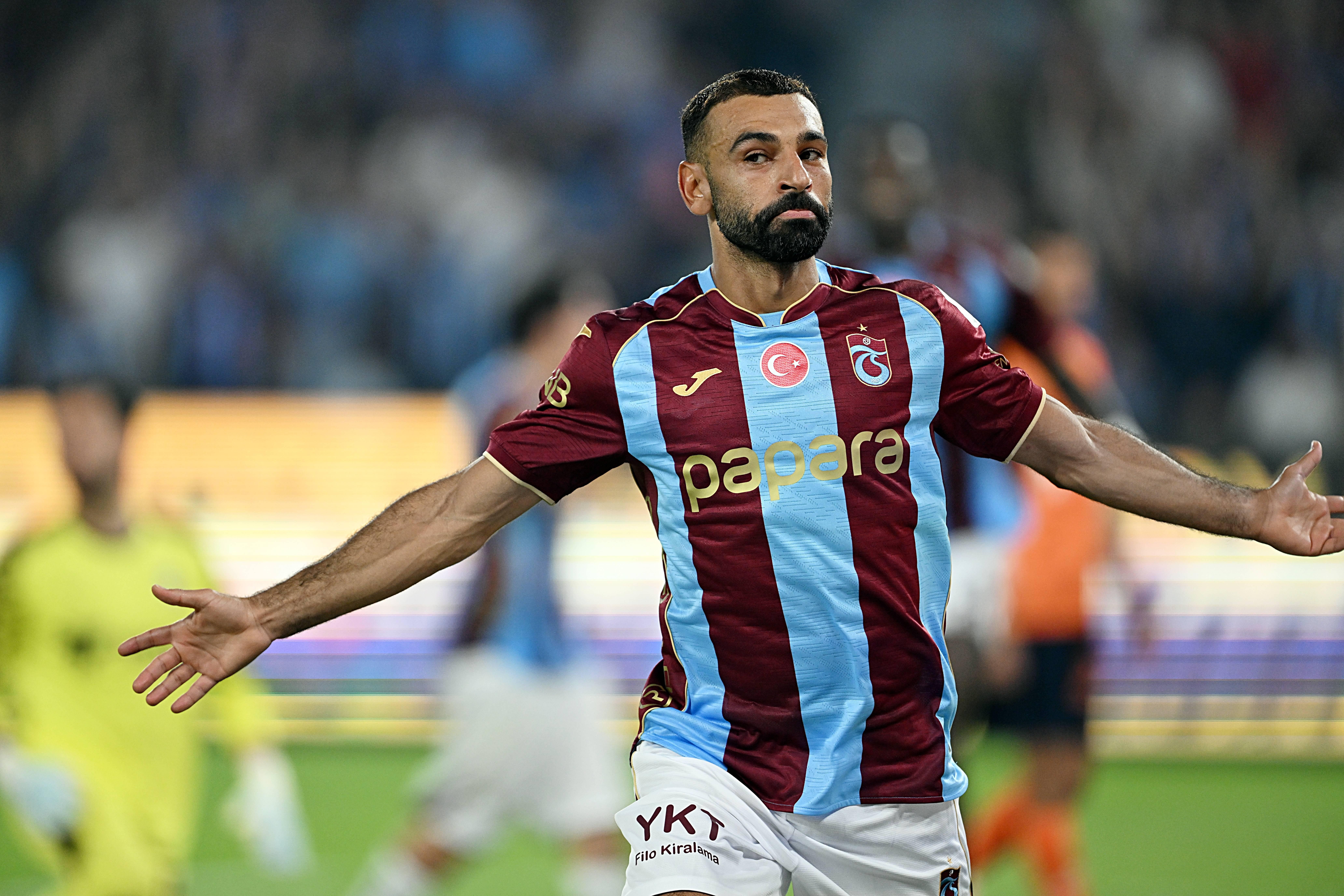 Mohamed Salah bisou no Trabzonspor-Basaksehir
