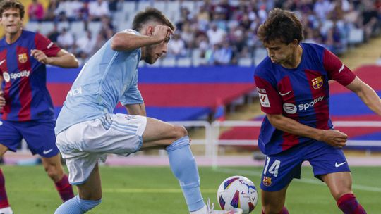 Siga aqui em direto o Barcelona-Celta de Vigo; Félix e Cancelo estão no onze