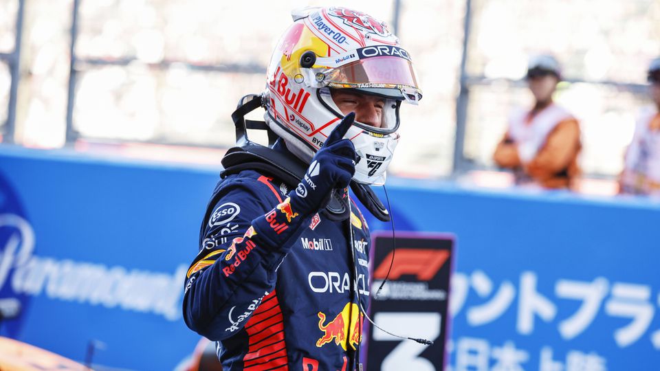 Verstappen garante pole position no Japão
