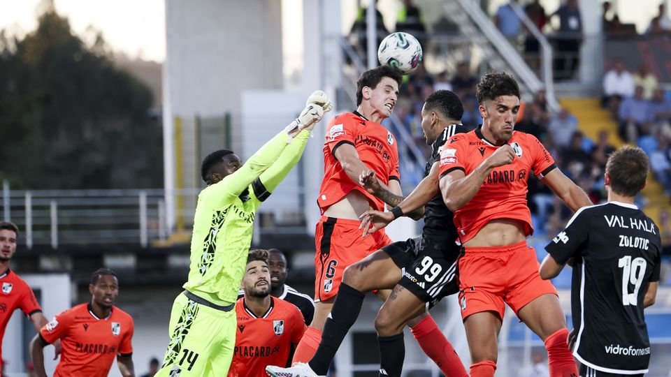 Gansos prolongam seca de vitórias dos conquistadores