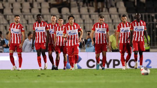 Estrela Vermelha goleia Partizan após derrota com o Benfica