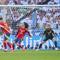 Afinal, devia ter sido marcado penálti a Cucurella no Euro, diz a UEFA