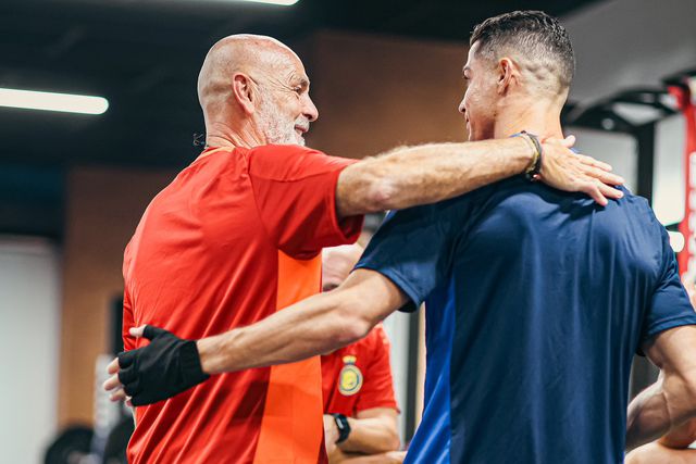 Pioli sem dúvidas: «Ronaldo é melhor do que Messi»