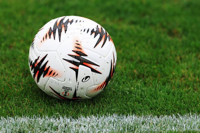 Bola utilizada na Liga Europa - Foto: IMAGO