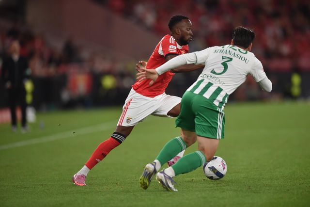 Lukebakio trouxe vertigem e ideias, mas faltou tanto... (as notas do Benfica)