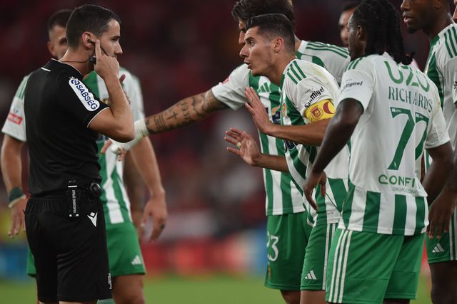 Sérgio Guelho espera indicações do videoárbitro