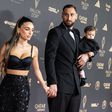 Donnarumma com a mulher Alessia e o filho Leo na cerimónia da Bola de Ouro