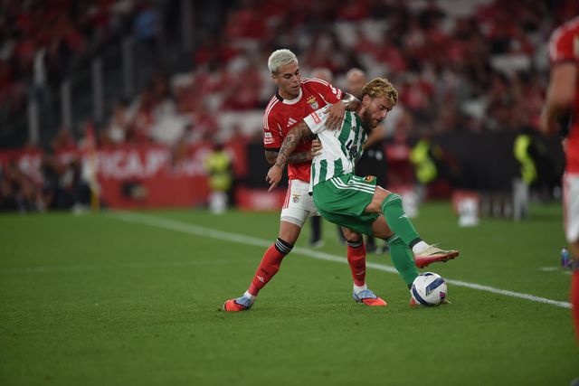 Benfica: Enzo Barrenechea falha jogo com o Gil Vicente