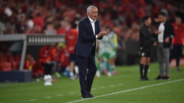 «Se o Benfica hoje não vencer, a pressão torna-se insuportável antes de defrontar o FC Porto»