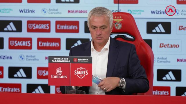 Veja toda a conferência de José Mourinho após estreia infeliz na Luz