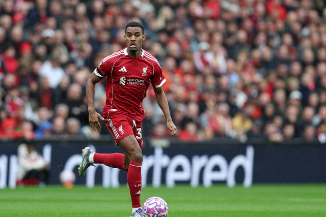 Gravenberch tem proposta para renovar