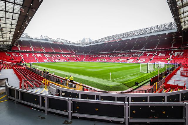Manchester United tem planos megalómanos para o novo estádio