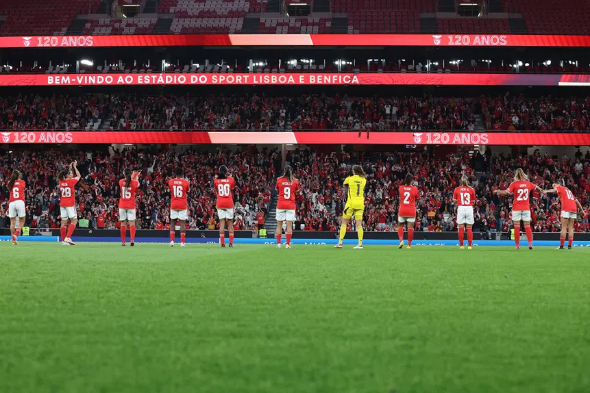Benfica FEMININO muda-se para a LUZ!