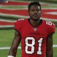 Antiga estrela da NFL tenta escapar a 30 anos de prisão