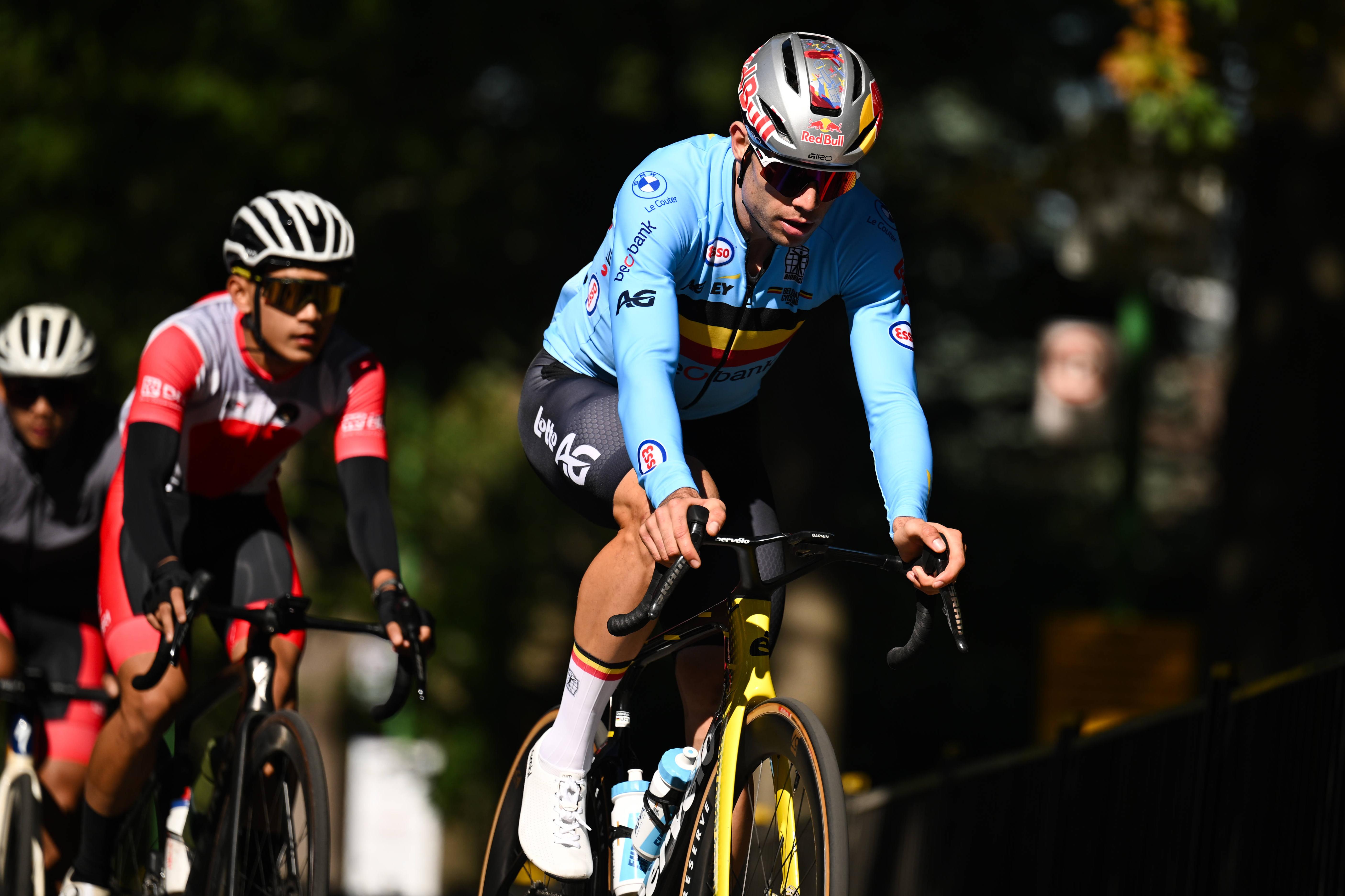 Wout van Aert já treina no circuito do Mundial, em Montreal