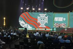 Que loucura! Casa cheia para a conferência de imprensa de Ronaldo e Jesus