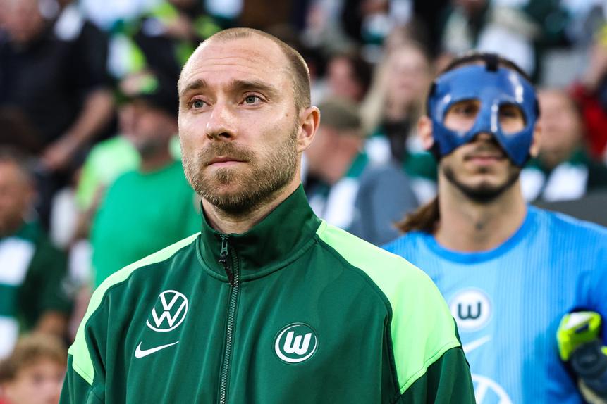 Christian Eriksen foi capitão no Wolfsburgo (Foto: IMAGO)