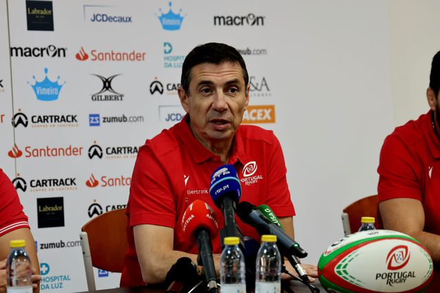 Selecionador de râguebi demite-se um mês depois de ser anunciado