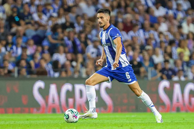 FC Porto: Eustáquio anuncia que vai ser pai