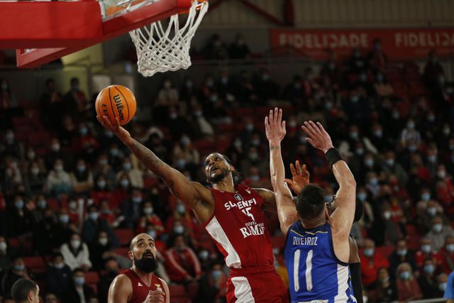 Federação abre inquérito após denúncia de Betinho sobre racismo no Dragão