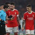Grimaldo exige três pontos do Benfica, Otamendi obedece