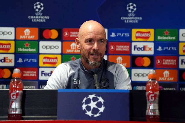 Vídeo: De Sergio a Sancho, sotaque de Ten Hag deu nó cego à imprensa