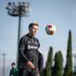 Sporting: dezenas de adeptos na partida dos leões para a Polónia