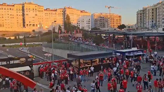 Chegada do Benfica ao Estádio da Luz