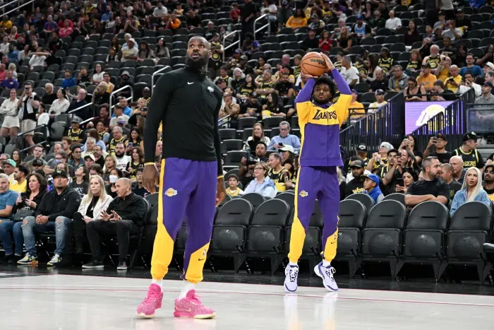 NBA: LeBron e Bronny, quando o sonho se torna realidade; Lakers estrelas na TV | Abola.pt | Abola.pt