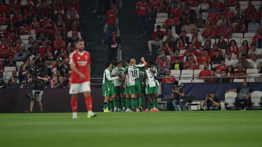 VÍDEO: Ueda inaugura o marcador no Estádio da Luz