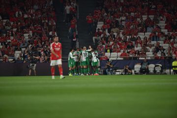 VÍDEO: Ueda inaugura o marcador no Estádio da Luz