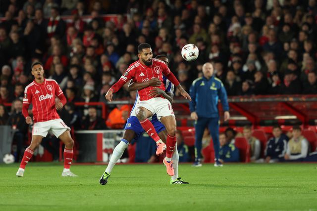 Douglas Luiz foi o patrão do meio-campo do Nottingham Forest - Foto: Catarina Morais/KAPTA+