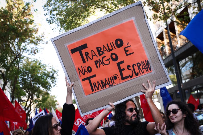 Greve na área da saúde - Foto: RODRIGO ANTUNES/LUSA