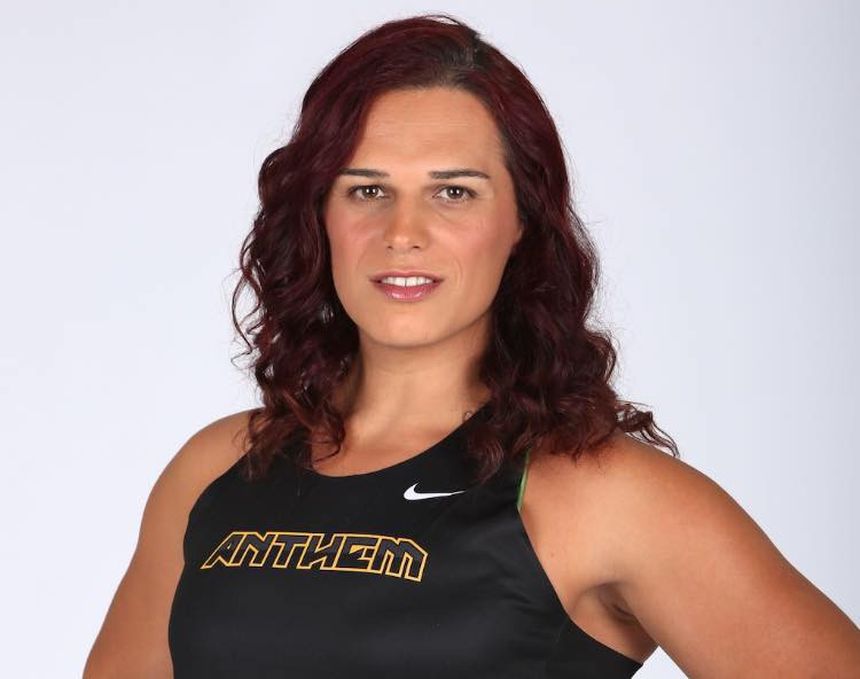 A portuguesa Hannah Caldas foi suspensa pela Federação Internacional de Natação de todas as provas, por período de cinco anos, após recusa de teste de verificação de sexo - Foto: Facebook Hannah Caldas