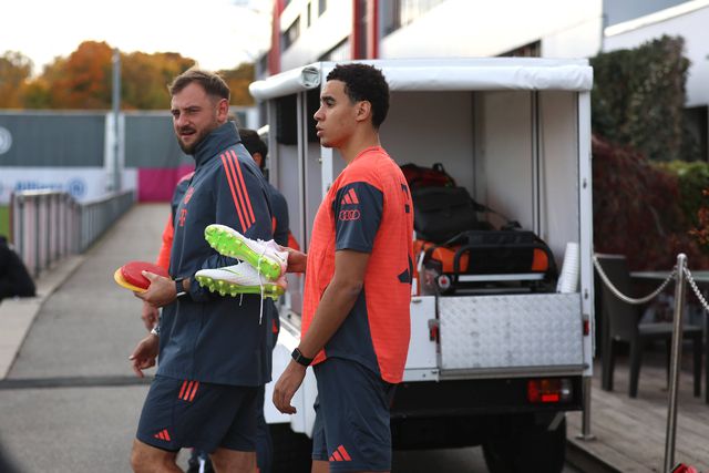 Musiala regressa aos treinos no relvado