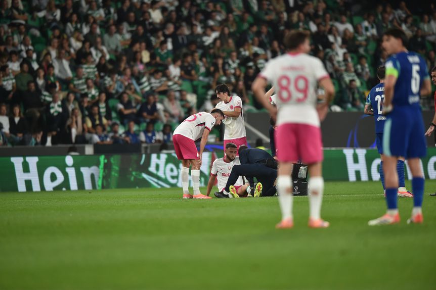 Zeno Debast saiu ao minuto 80 do jogo com o Marselha, com queixas no joelho esquerdo - Foto: MIGUEL NUNES