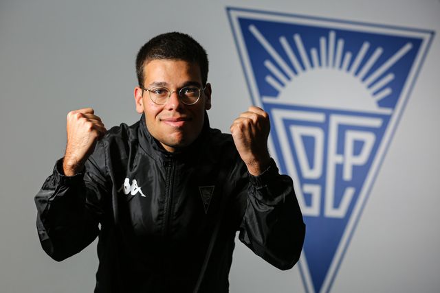 Conheça a curiosa história de Manuel Torgal, videógrafo do Estoril que é também um promissor 'rapper'. Foto: Estoril Praia SAD