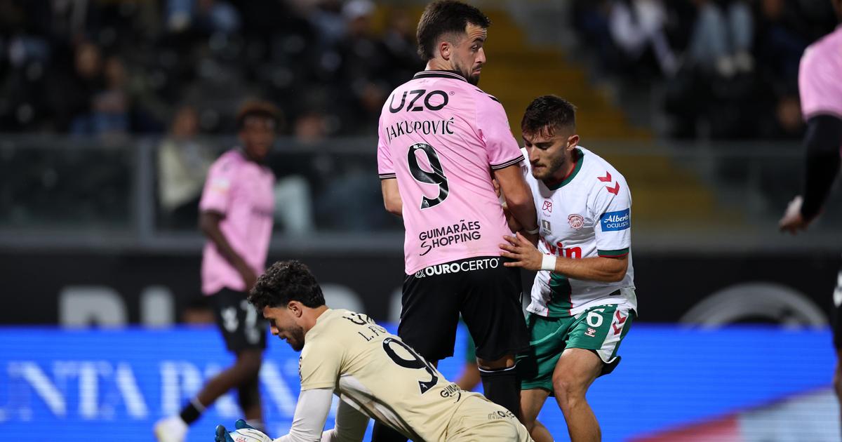 V. Guimarães Crush Marítimo 4-0 to End Winless Streak