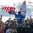 Griffin Colapinto celebra a conquista na Praia de Supertubos     Fotografia Imago