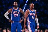 LeBron James e Tyrese Maxey. Foto X/Philadeplhia 76ers