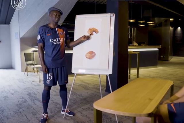 Vídeo: Agora 'en français', com Danilo e Gonçalo Ramos