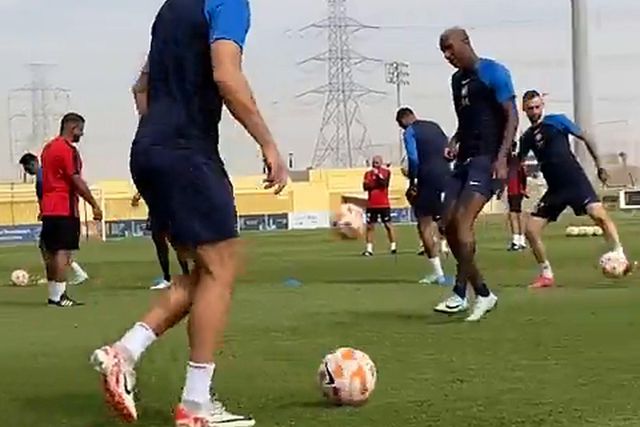 Ronaldo e Otávio não se 'largam'