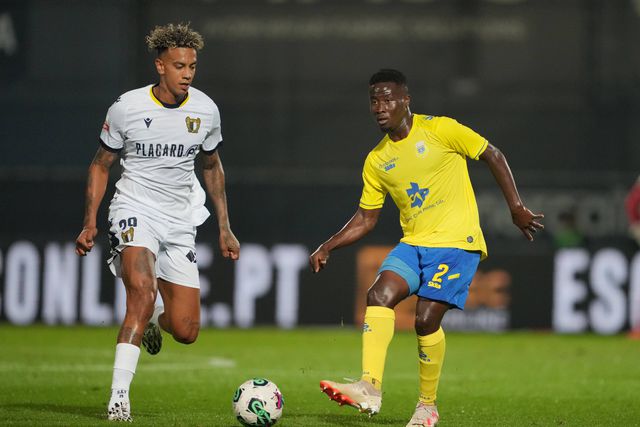 Famalicão: Jhonder Cadiz no ataque ao Benfica