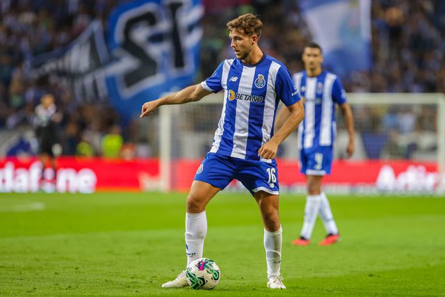 «Deceção»: espanhóis analisam arranque de Nico González no FC Porto