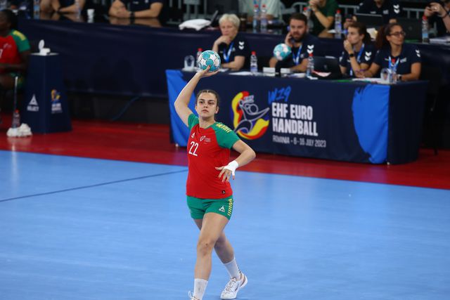 Seleção portuguesa feminina perde na estreia no Carpathian Trophy