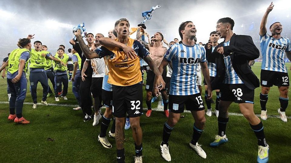 Racing Club conquista a Taça Sul-Americana